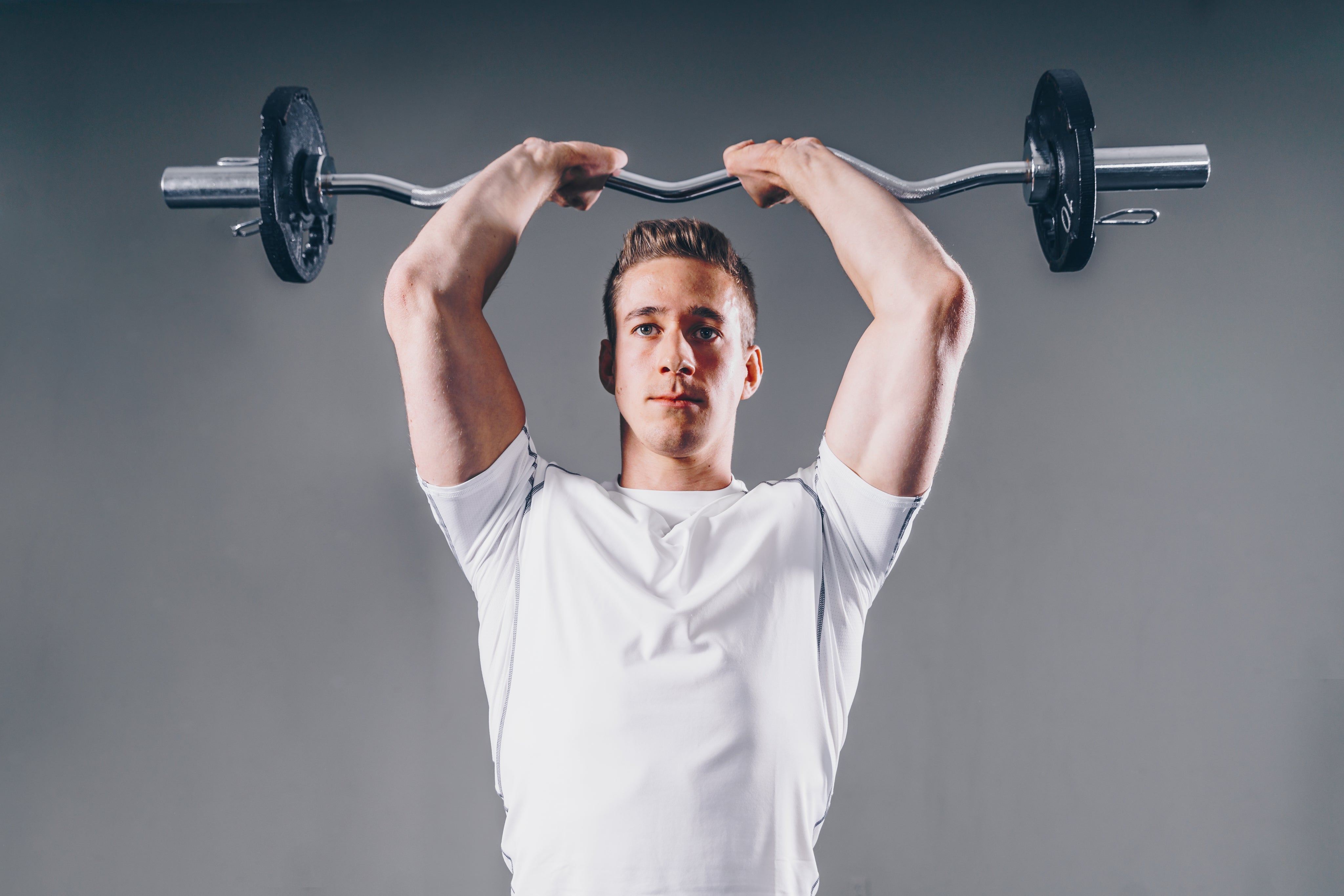 files/man-lifts-weights.jpg